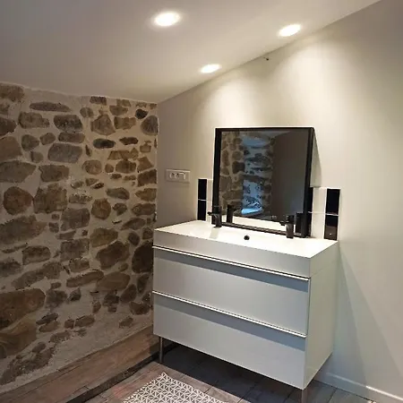 Maison Entiere Au Centre De Holiday home *